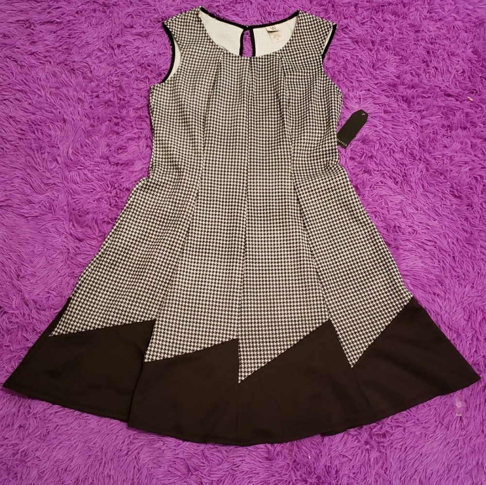 💼Beautiful Black an white Wrapper Dress